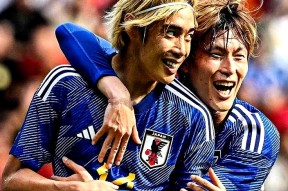 满冠体育网页入口包含足总杯今晨再迎强敌，西汉姆单刀错失，主帅态度：压力陡增，赛程密集仍需轮换的词条